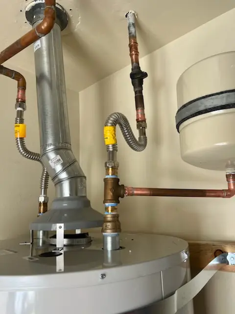 Water heater installation and plumbing repair in Landenberg